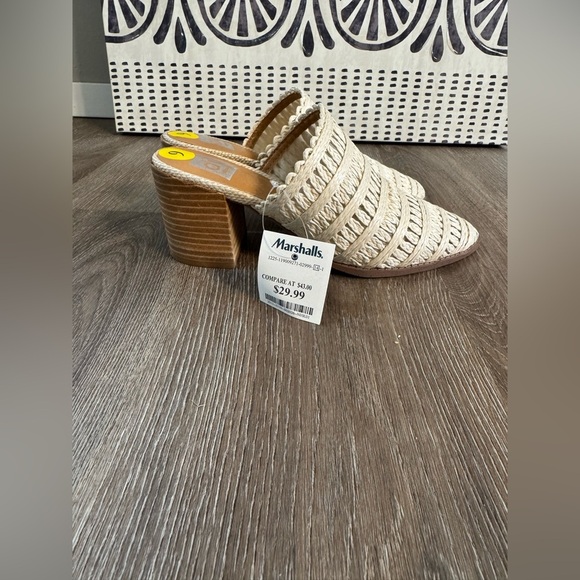 NWT Dolce Vita - Picture 3 of 7